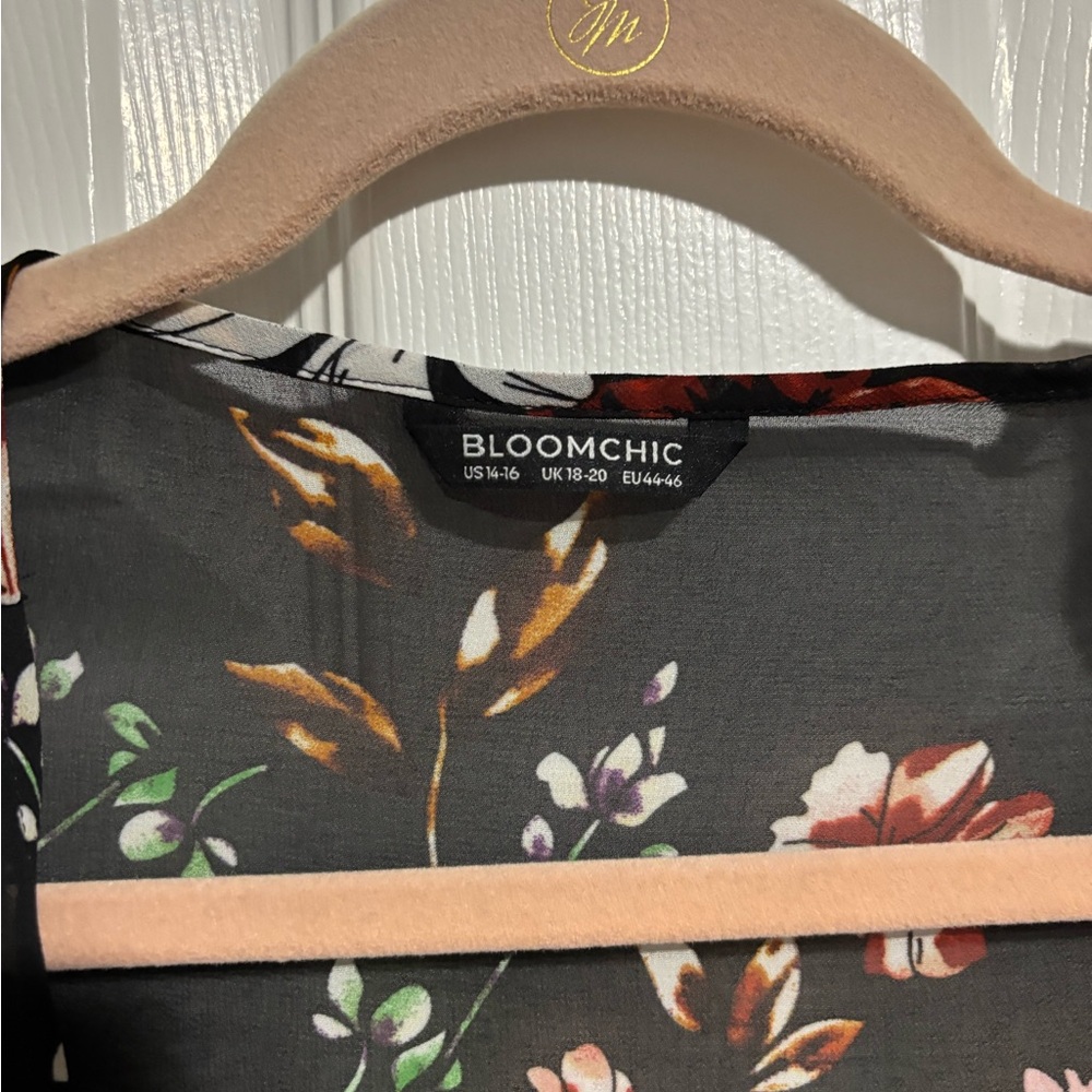 Black Floral Sheer Kimono Cardigan - Picture 3 of 5